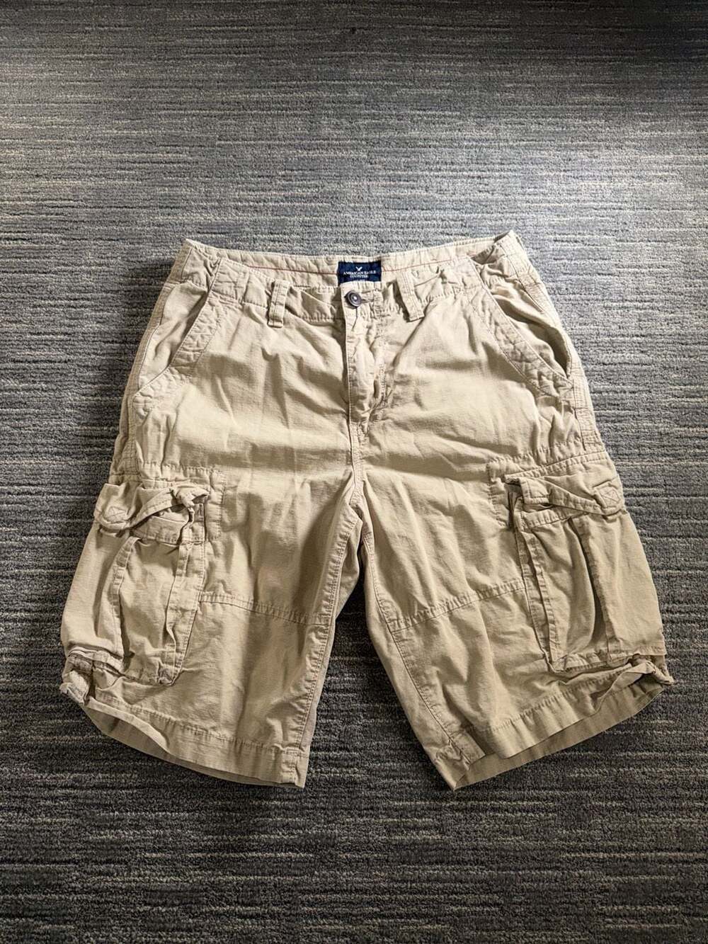 American Eagle Longboard Cargo Shorts Khaki Size 30
